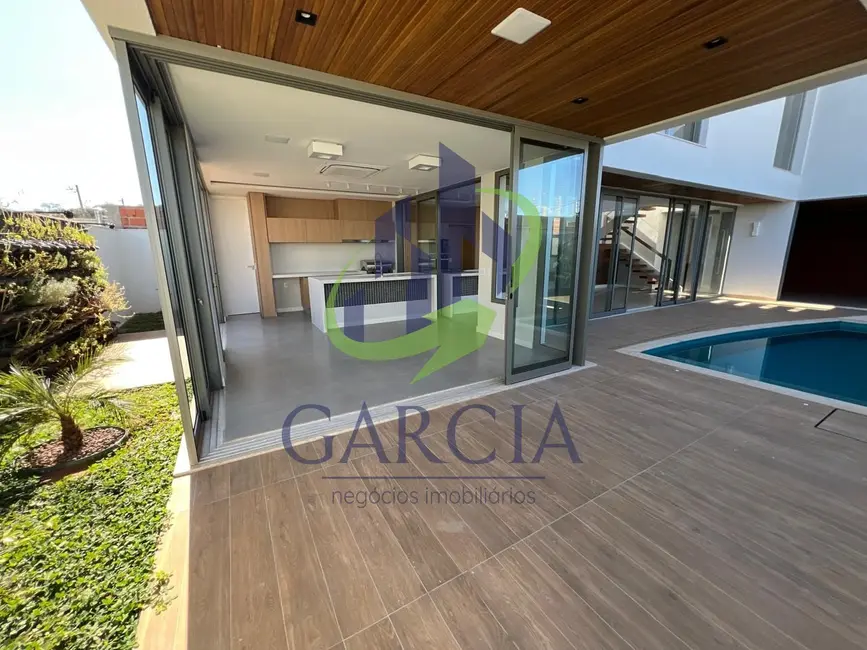 Foto 1 de Casa com 4 quartos à venda, 270m2 em Mogi Mirim - SP