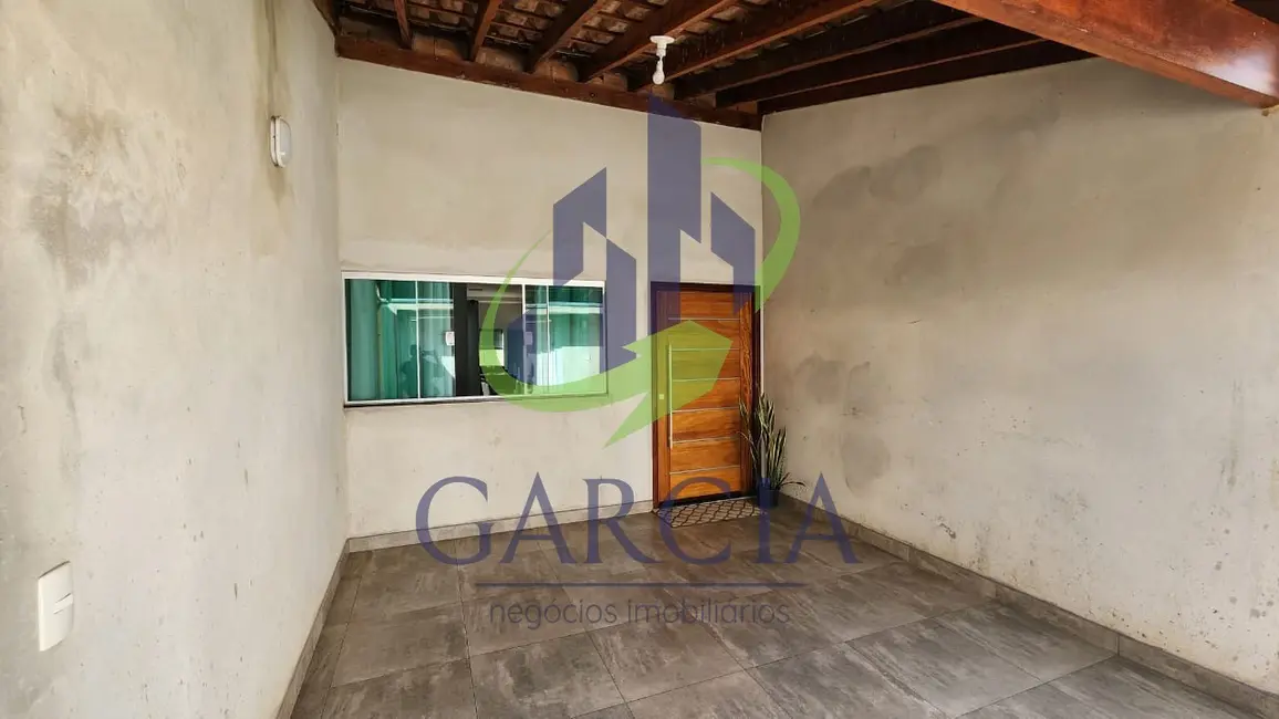 Foto 2 de Casa com 3 quartos à venda, 139m2 em Estiva Gerbi - SP