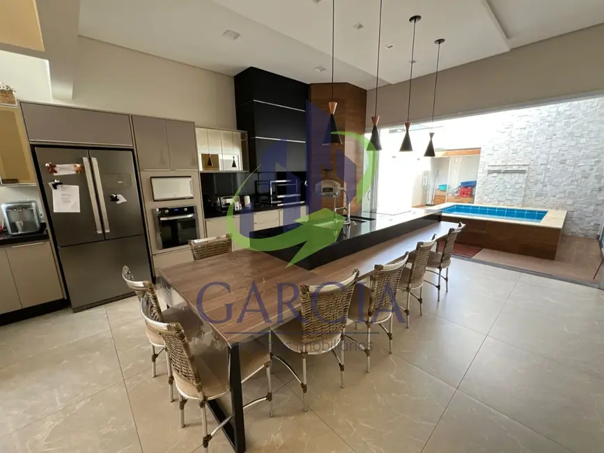 Foto 1 de Casa com 3 quartos à venda, 191m2 em Mogi Guacu - SP