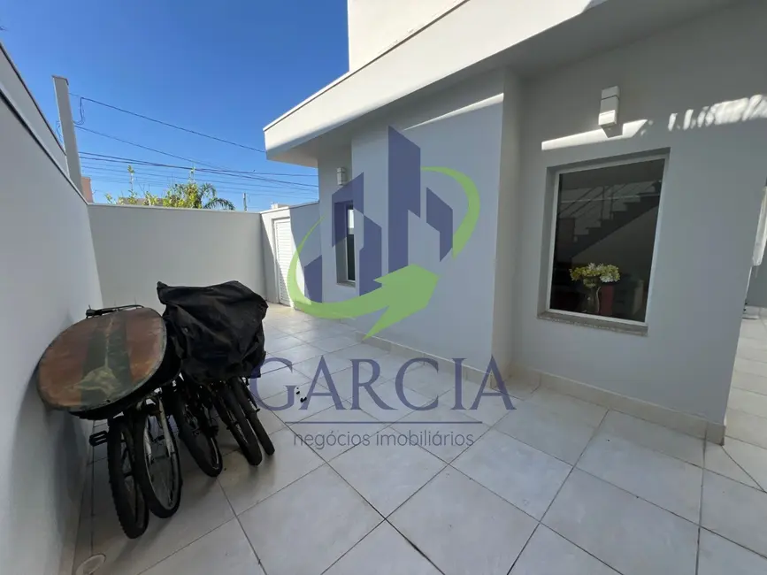 Foto 3 de Casa com 3 quartos à venda, 330m2 em Mogi Guacu - SP