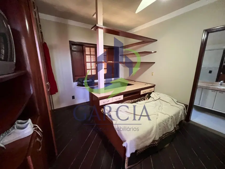 Foto 4 de Casa com 4 quartos à venda, 521m2 em Jardim Brasília, Mogi Mirim - SP