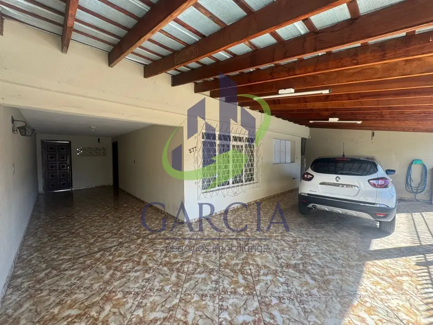 Foto 1 de Casa com 4 quartos à venda, 220m2 em Jardim Centenário, Mogi Guacu - SP
