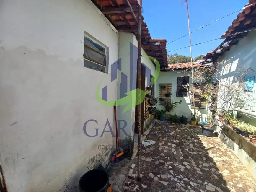 Foto 8 de Casa com 4 quartos à venda, 186m2 em Jardim Guaçu-Mirim, Mogi Mirim - SP