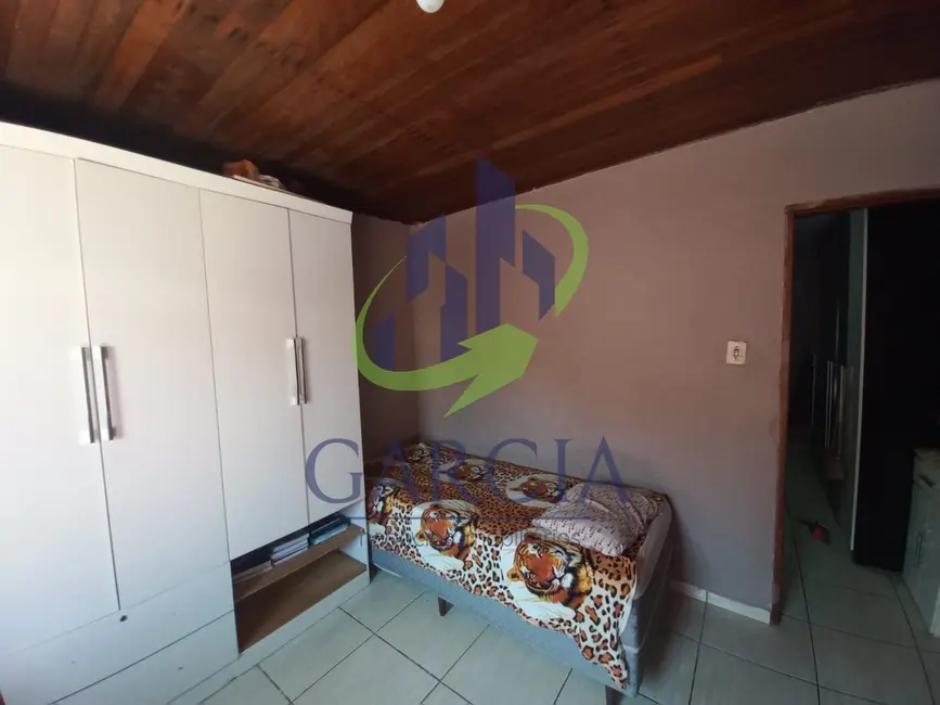 Foto 3 de Casa com 4 quartos à venda, 186m2 em Jardim Guaçu-Mirim, Mogi Mirim - SP