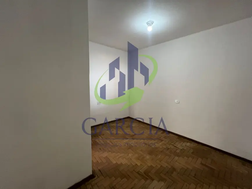 Casa com 2 quartos para alugar, 130m2 em Centro, Mogi Guacu - SP - imagem 8 Foto 8 de Casa com 2 quartos para alugar, 130m2 em Centro, Mogi Guacu - SP
