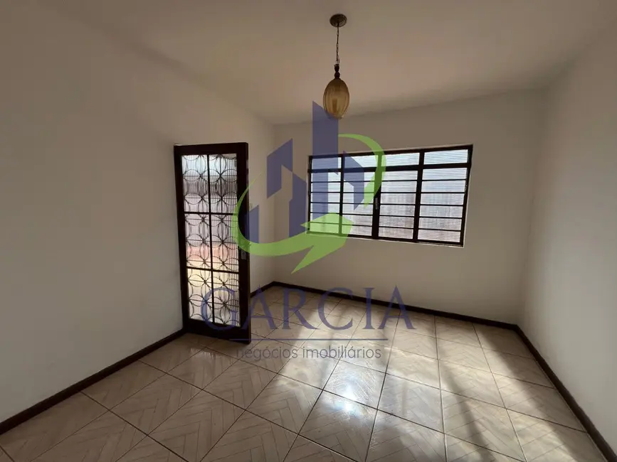 Foto 1 de Casa com 4 quartos à venda, 260m2 em Centro, Mogi Guacu - SP