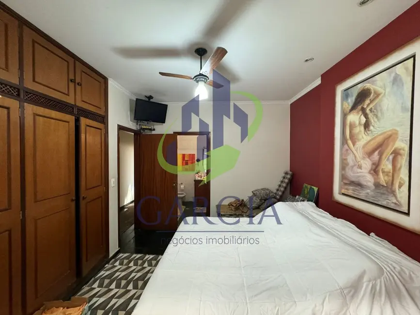 Foto 9 de Casa com 4 quartos para alugar, 300m2 em Vila Santa Júlia, Mogi Guacu - SP