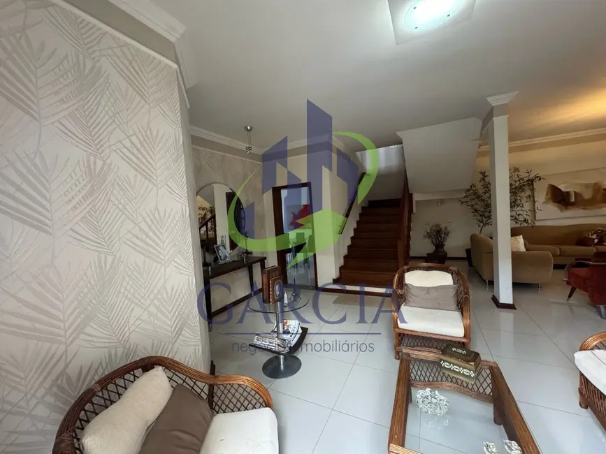 Foto 4 de Casa com 4 quartos à venda, 274m2 em Jardim Cruzeiro, Mogi Guacu - SP