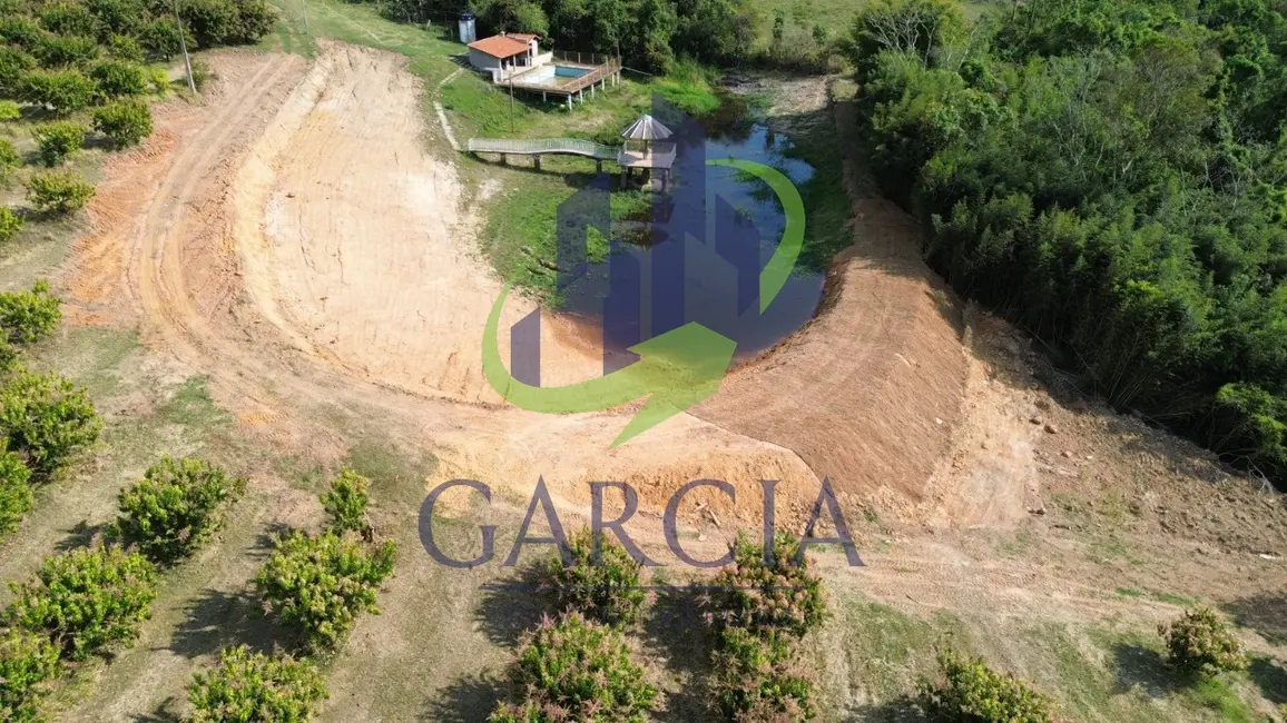 Foto 5 de Sítio / Rancho com 5 quartos à venda, 450m2 em Aguai - SP