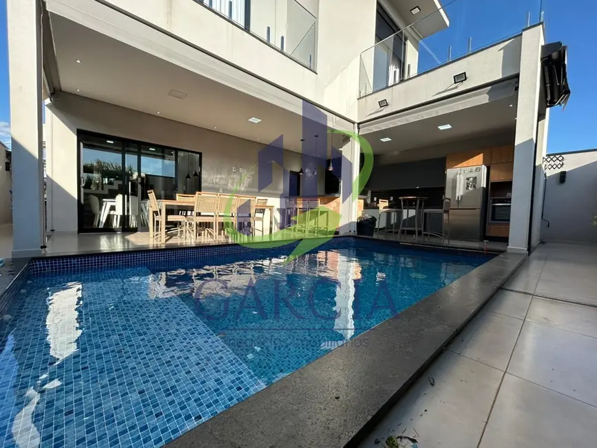 Foto 2 de Casa com 4 quartos à venda, 315m2 em Mogi Guacu - SP