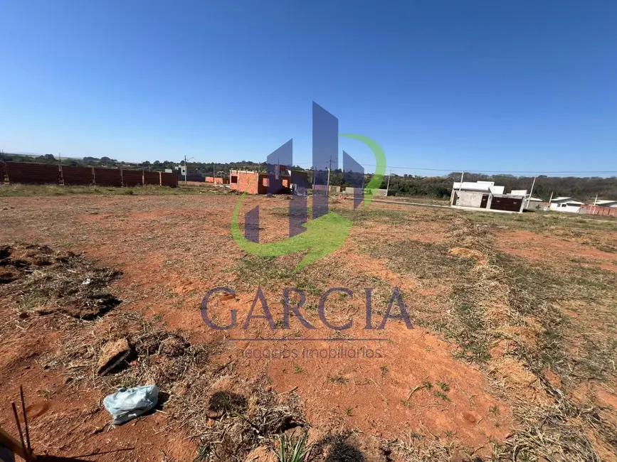 Foto 2 de Terreno / Lote à venda, 200m2 em Mogi Guacu - SP