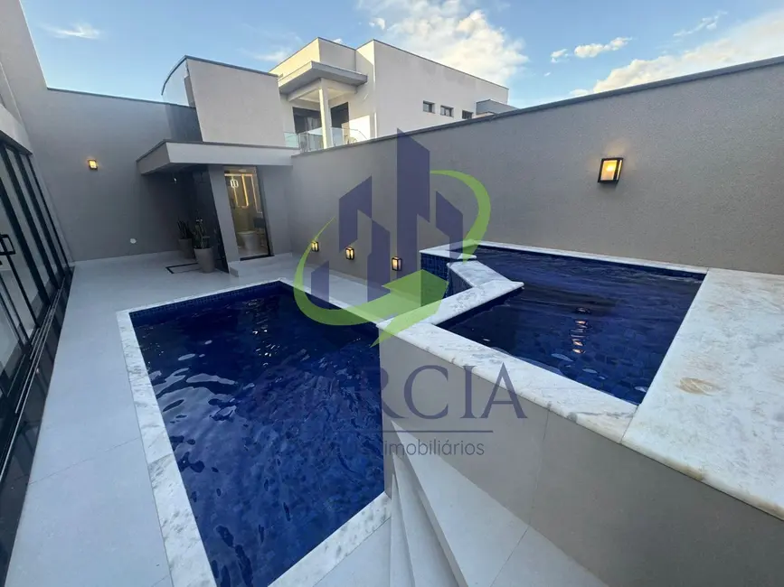 Foto 1 de Casa com 4 quartos à venda, 315m2 em Mogi Guacu - SP