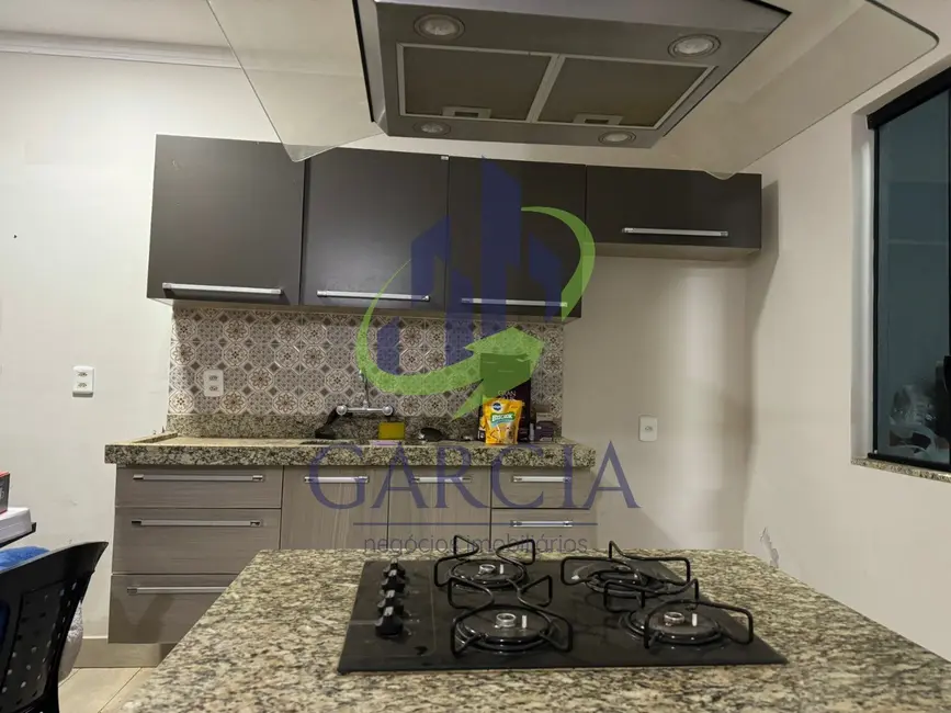 Foto 3 de Casa com 3 quartos à venda, 100m2 em Estiva Gerbi - SP