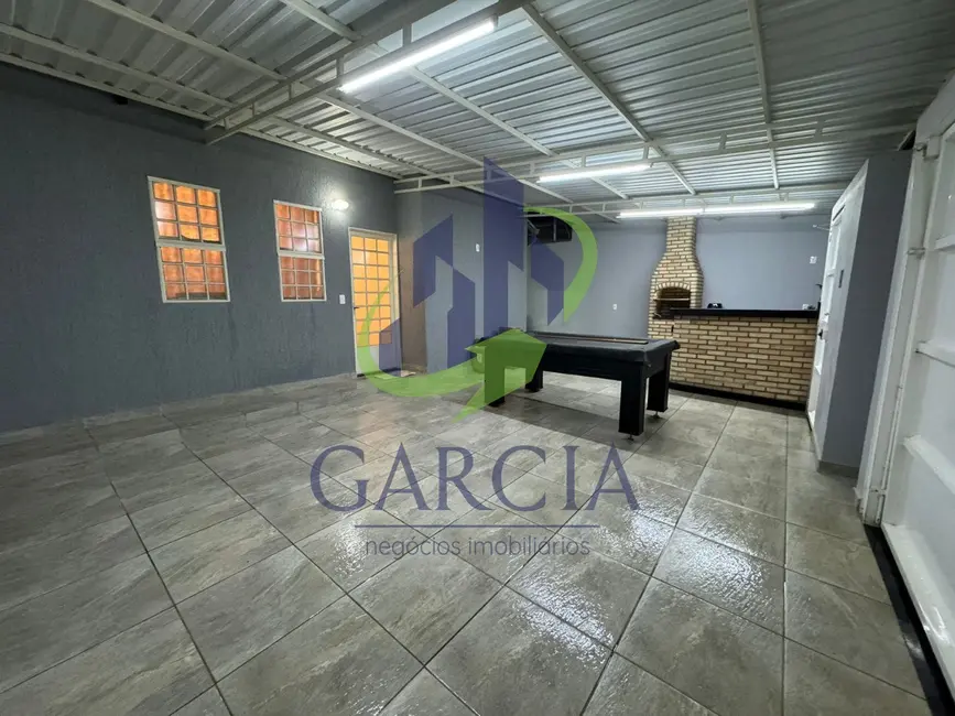 Foto 1 de Casa com 3 quartos à venda, 100m2 em Estiva Gerbi - SP