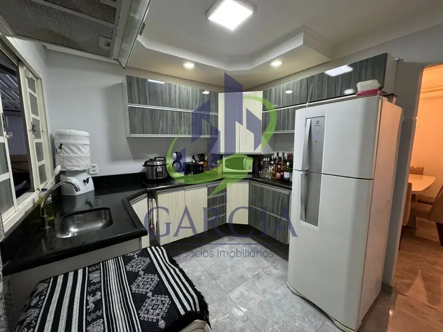 Foto 2 de Casa com 3 quartos à venda, 100m2 em Estiva Gerbi - SP