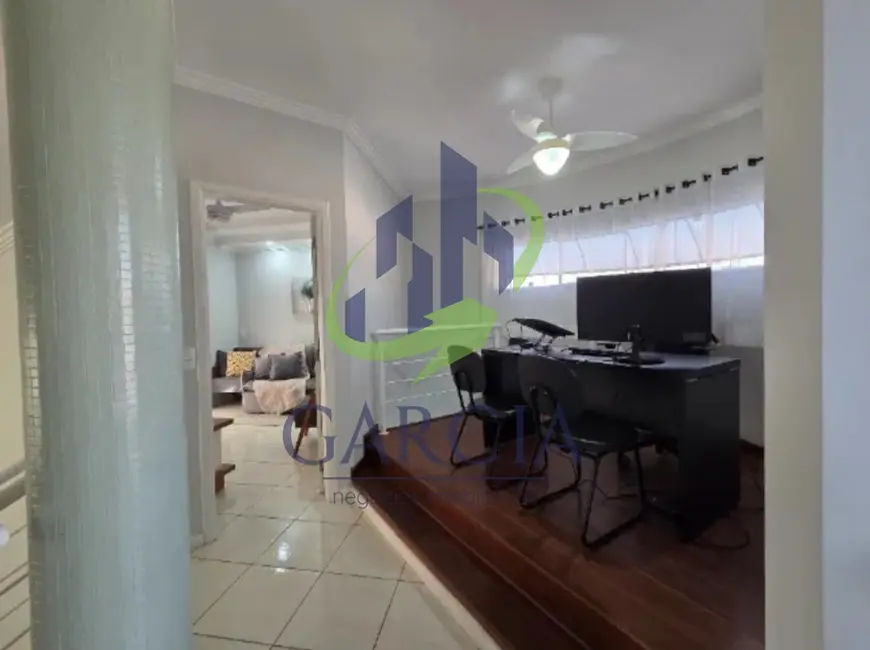 Foto 9 de Casa com 3 quartos à venda, 176m2 em Jardim Rosa Cruz, Mogi Guacu - SP