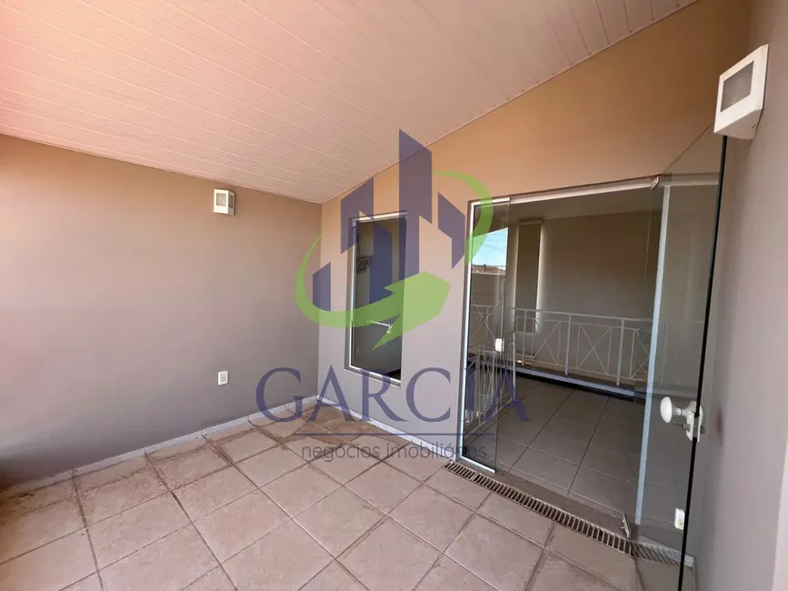 Foto 3 de Casa com 3 quartos à venda, 232m2 em Mogi Guacu - SP