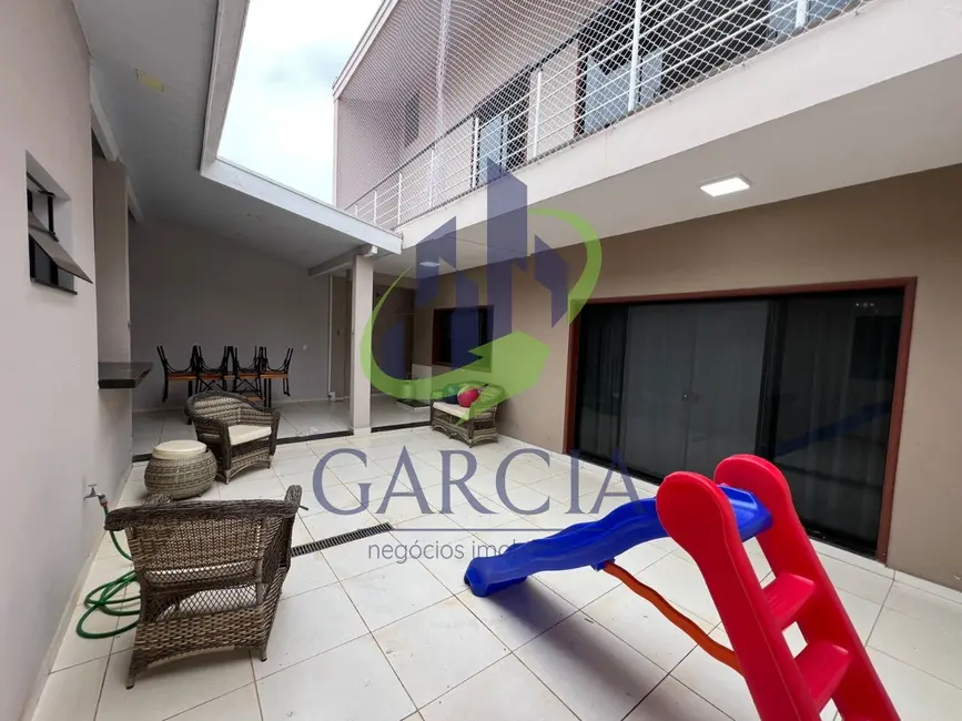 Casa com 3 quartos à venda e para alugar, 250m2 em Jardim Santo Antônio, Mogi Guacu - SP - imagem 1 Foto 1 de Casa com 3 quartos à venda e para alugar, 250m2 em Jardim Santo Antônio, Mogi Guacu - SP