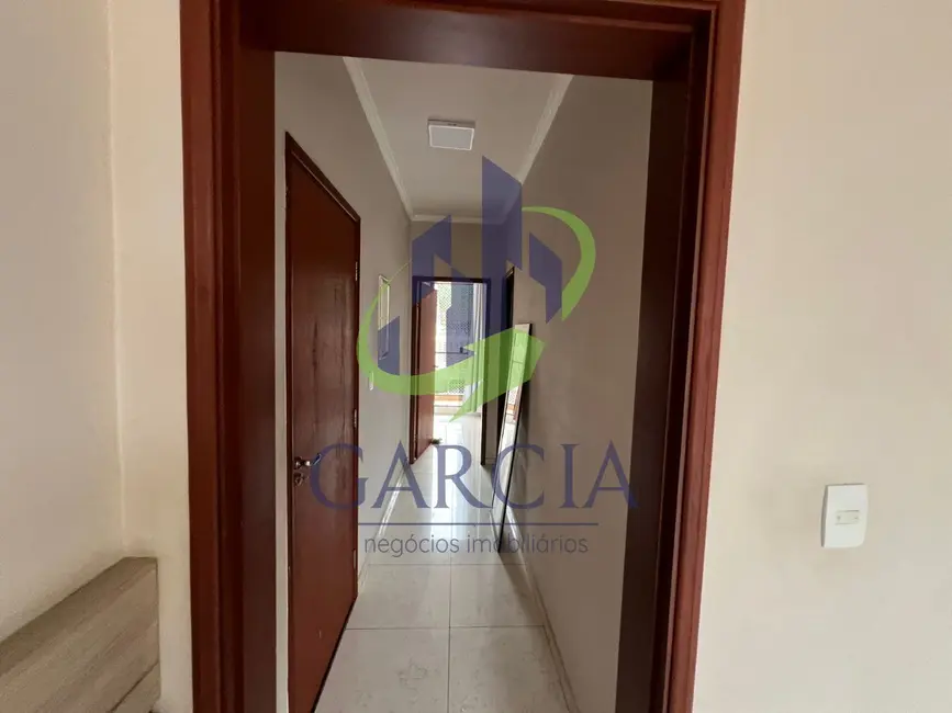 Casa com 3 quartos à venda e para alugar, 250m2 em Jardim Santo Antônio, Mogi Guacu - SP - imagem 4 Foto 4 de Casa com 3 quartos à venda e para alugar, 250m2 em Jardim Santo Antônio, Mogi Guacu - SP