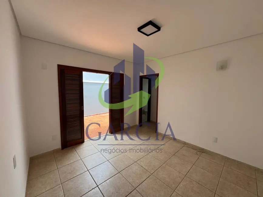 Foto 3 de Casa com 3 quartos à venda, 247m2 em Vila Pinheiro, Mogi Guacu - SP