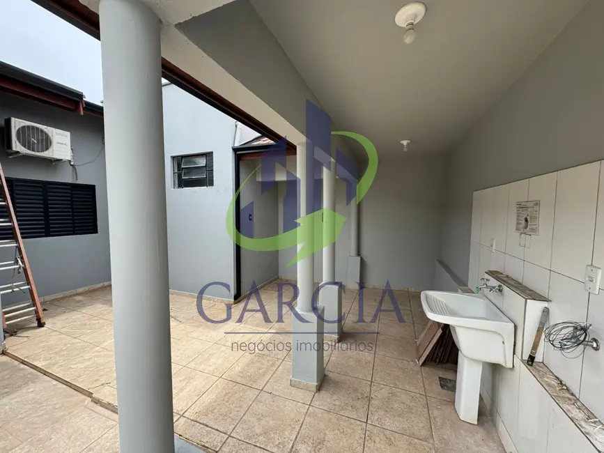 Casa com 3 quartos para alugar, 102m2 em Jardim Serra Dourada, Mogi Guacu - SP - imagem 3 Foto 3 de Casa com 3 quartos para alugar, 102m2 em Jardim Serra Dourada, Mogi Guacu - SP