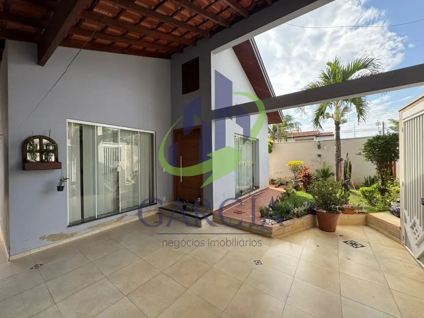 Casa com 3 quartos para alugar, 170m2 em Parque Cidade Nova, Mogi Guacu - SP - imagem 2 Foto 2 de Casa com 3 quartos para alugar, 170m2 em Parque Cidade Nova, Mogi Guacu - SP