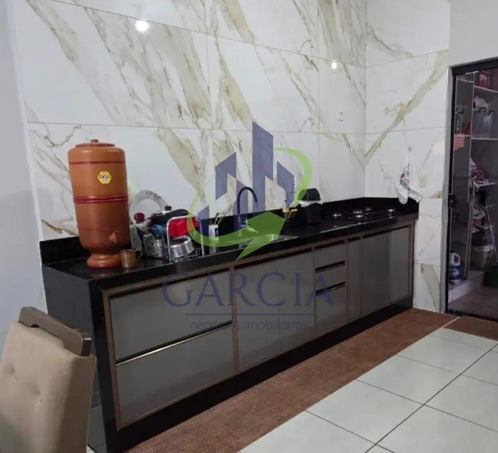 Foto 4 de Casa com 2 quartos à venda, 140m2 em Jardim Artigiane, Mogi Guacu - SP