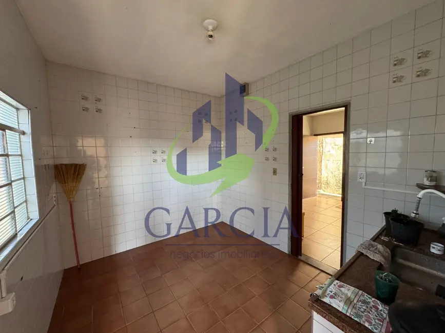 Casa com 3 quartos para alugar, 90m2 em Jardim Nossa Senhora das Graças, Mogi Guacu - SP - imagem 2 Foto 2 de Casa com 3 quartos para alugar, 90m2 em Jardim Nossa Senhora das Graças, Mogi Guacu - SP