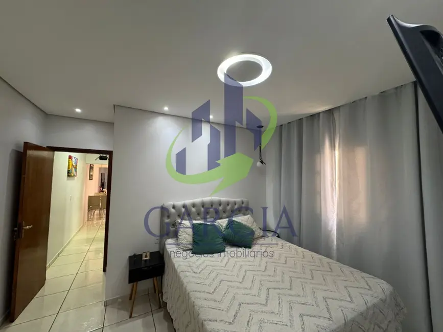 Foto 9 de Casa com 2 quartos à venda, 102m2 em Jardim Suécia, Mogi Guacu - SP