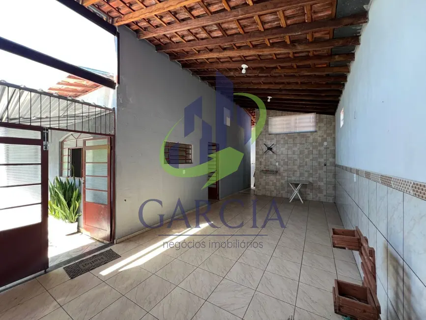 Foto 1 de Casa com 3 quartos à venda, 205m2 em Jardim Novo I, Mogi Guacu - SP