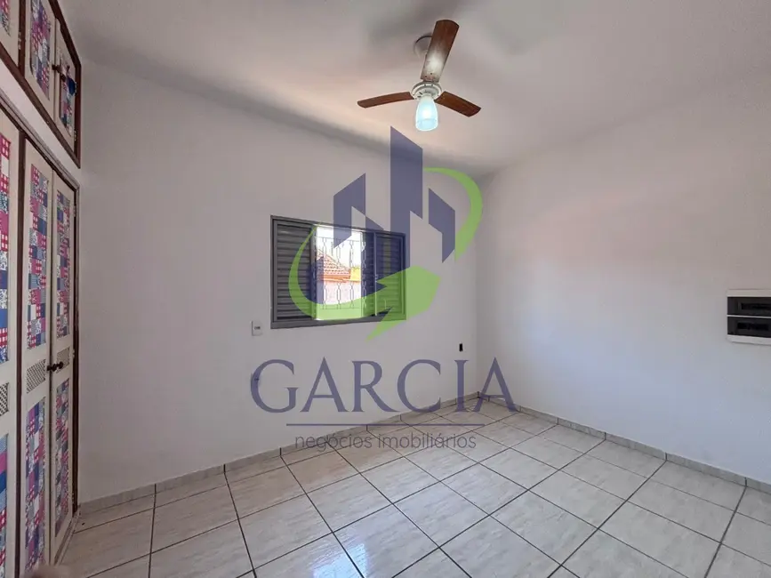 Foto 9 de Casa com 4 quartos à venda, 220m2 em Jardim Bandeirantes, Mogi Guacu - SP