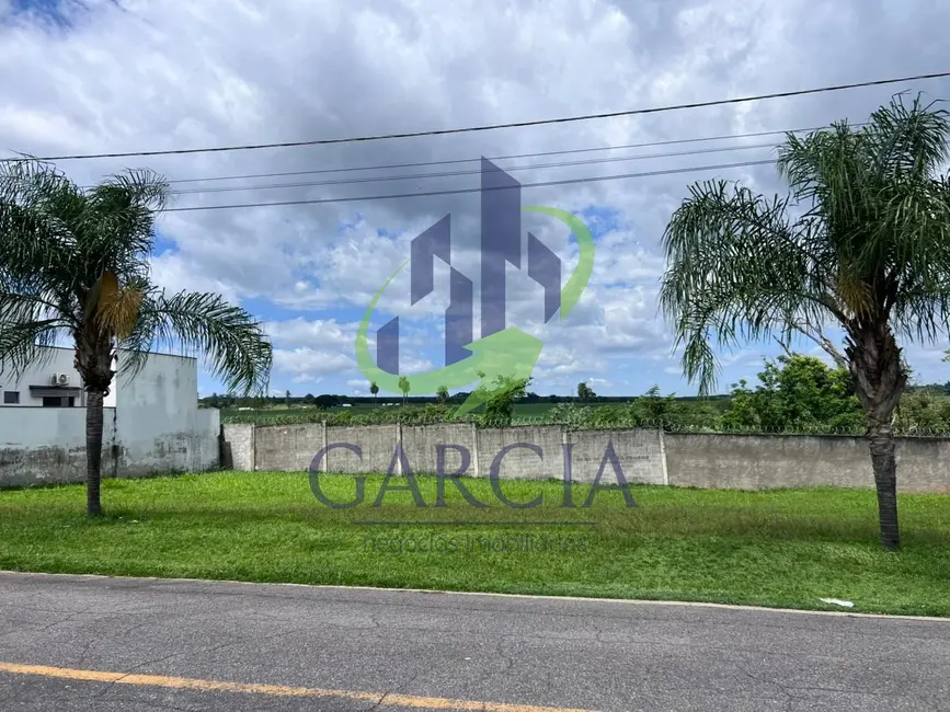 Foto 1 de Terreno / Lote à venda, 341m2 em Estiva Gerbi - SP