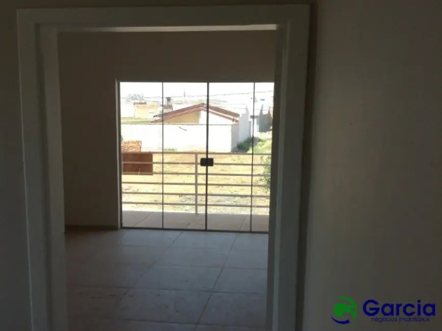 Foto 6 de Casa com 2 quartos para alugar, 100m2 em Jardim Santa Cruz, Mogi Guacu - SP