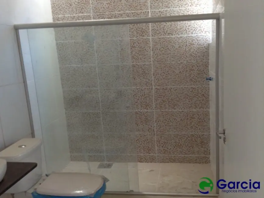 Foto 4 de Casa com 2 quartos para alugar, 100m2 em Jardim Santa Cruz, Mogi Guacu - SP