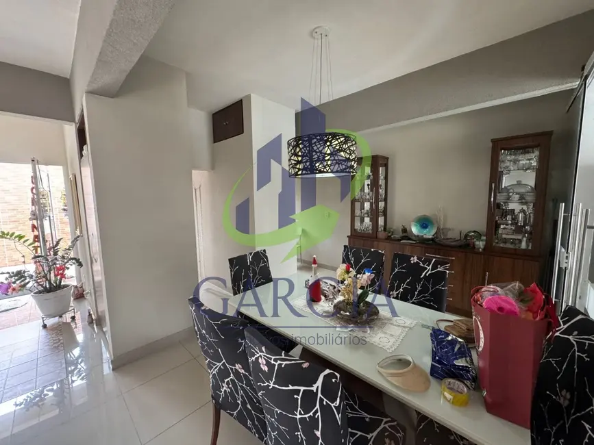 Casa com 4 quartos à venda, 221m2 em Jardim Brasília, Mogi Mirim - SP - imagem 9 Foto 9 de Casa com 4 quartos à venda, 221m2 em Jardim Brasília, Mogi Mirim - SP