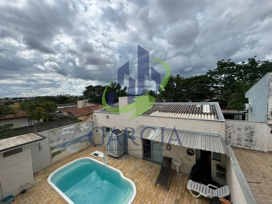 Casa com 4 quartos à venda, 221m2 em Jardim Brasília, Mogi Mirim - SP - imagem 4 Foto 4 de Casa com 4 quartos à venda, 221m2 em Jardim Brasília, Mogi Mirim - SP