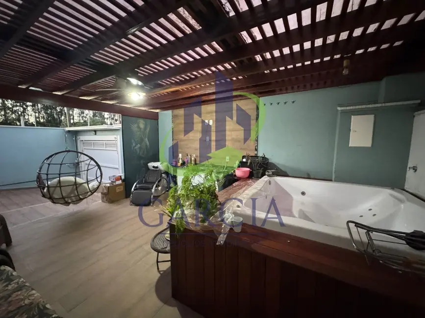 Foto 2 de Casa com 3 quartos à venda, 200m2 em Mogi Guacu - SP