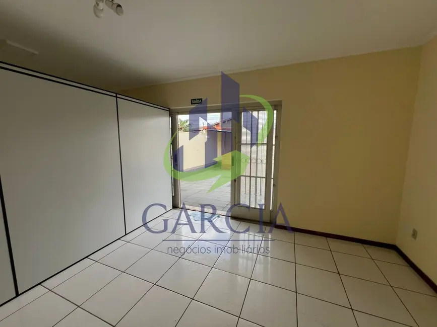 Foto 9 de Casa com 3 quartos à venda e para alugar, 201m2 em Jardim Centenário, Mogi Guacu - SP