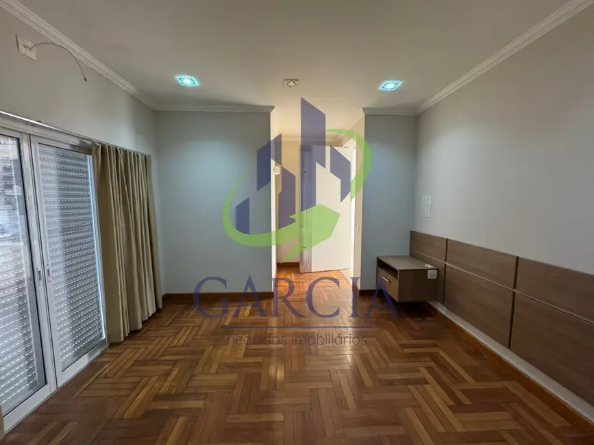 Foto 3 de Casa com 4 quartos para alugar, 359m2 em Mogi Mirim - SP
