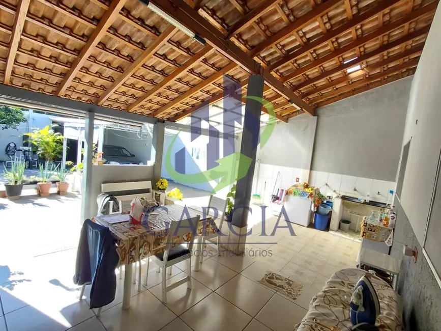 Casa com 3 quartos para alugar, 121m2 em Parque Residencial Nova Canaã, Mogi Guacu - SP - imagem 4 Foto 4 de Casa com 3 quartos para alugar, 121m2 em Parque Residencial Nova Canaã, Mogi Guacu - SP