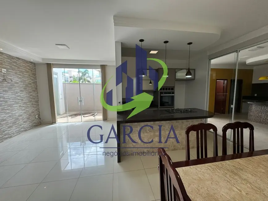 Foto 1 de Casa com 3 quartos à venda, 178m2 em Parque Cidade Nova, Mogi Guacu - SP