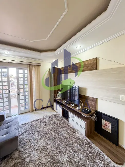 Foto 5 de Casa com 4 quartos à venda, 258m2 em Jardim Murilo, Mogi Guacu - SP