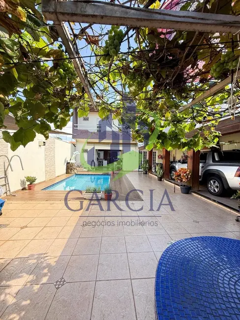 Foto 6 de Casa com 4 quartos à venda, 258m2 em Jardim Murilo, Mogi Guacu - SP