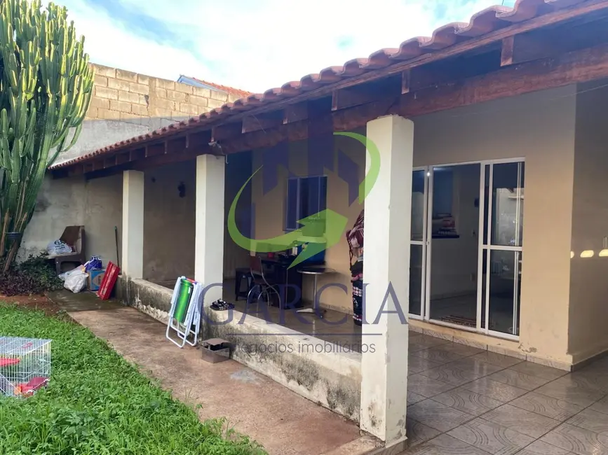 Foto 2 de Casa com 2 quartos para alugar, 200m2 em Parque do Estado II, Mogi Mirim - SP