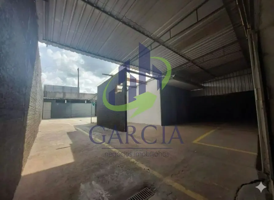 Foto 2 de Armazém / Galpão à venda, 307m2 em Mogi Guacu - SP