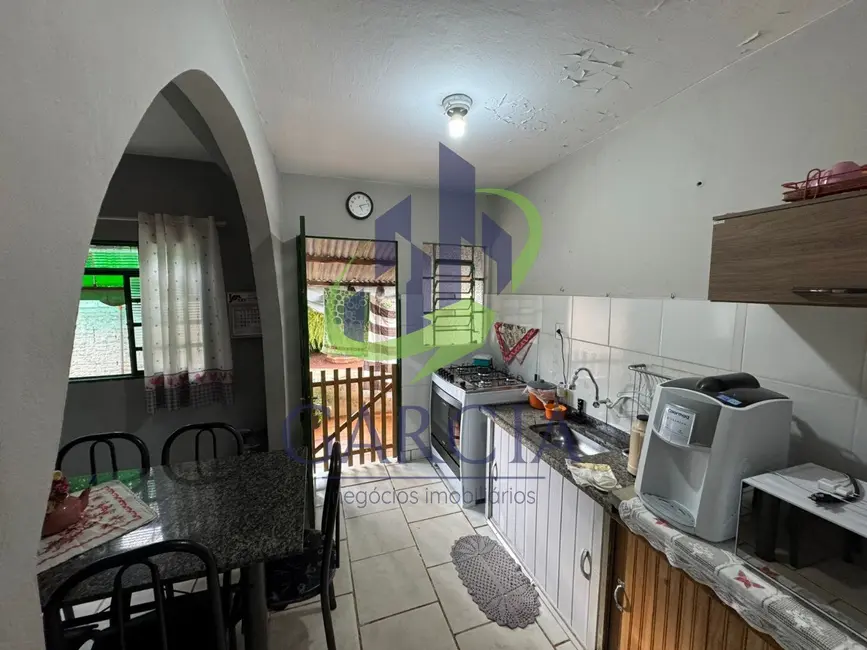 Foto 4 de Casa com 3 quartos à venda, 110m2 em Estiva Gerbi - SP