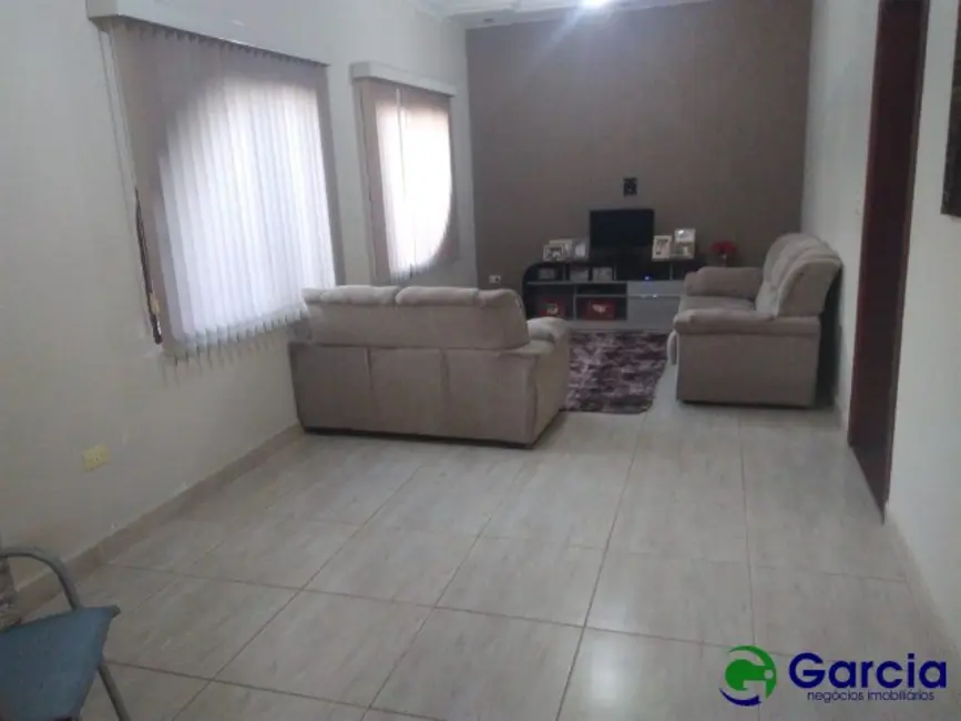 Foto 1 de Casa com 3 quartos à venda, 100m2 em Mogi Guacu - SP