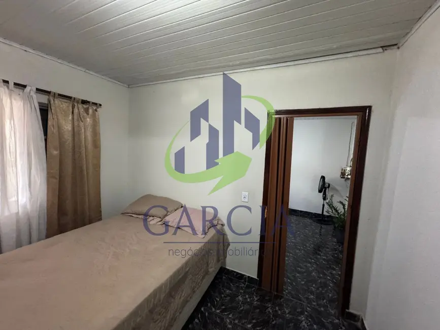 Foto 9 de Casa com 2 quartos à venda, 55m2 em Centro, Estiva Gerbi - SP