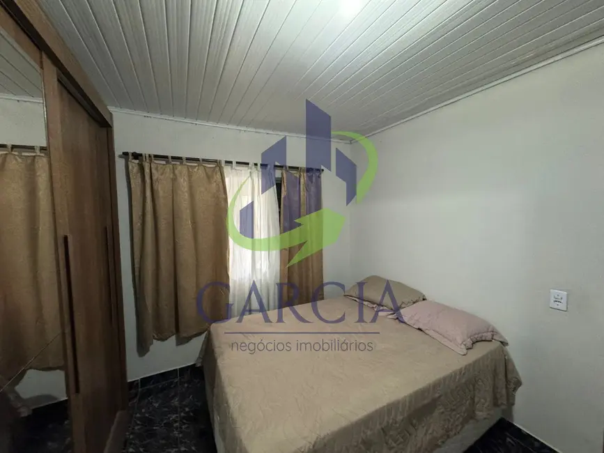 Foto 5 de Casa com 2 quartos à venda, 55m2 em Centro, Estiva Gerbi - SP