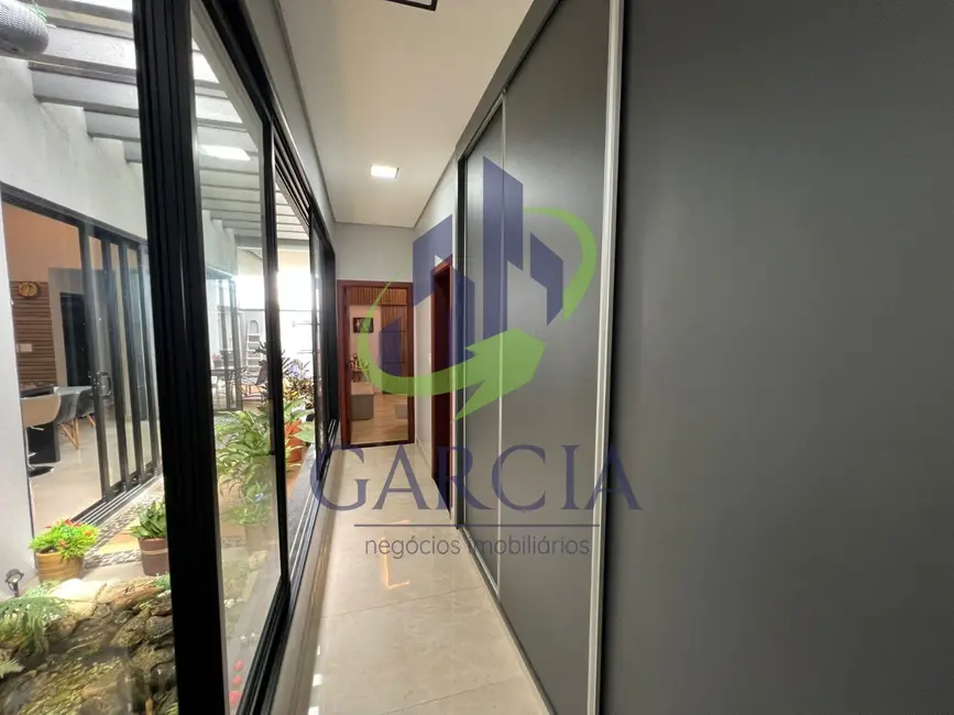 Foto 9 de Casa com 3 quartos para alugar, 200m2 em Mogi Guacu - SP